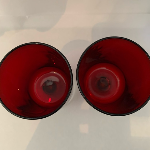 Vintage burgundy glass set - Picture 5 of 5